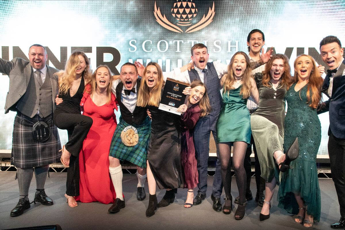 Isle of Raasay Distillery framröstat som Scottish Distillery of the Year!