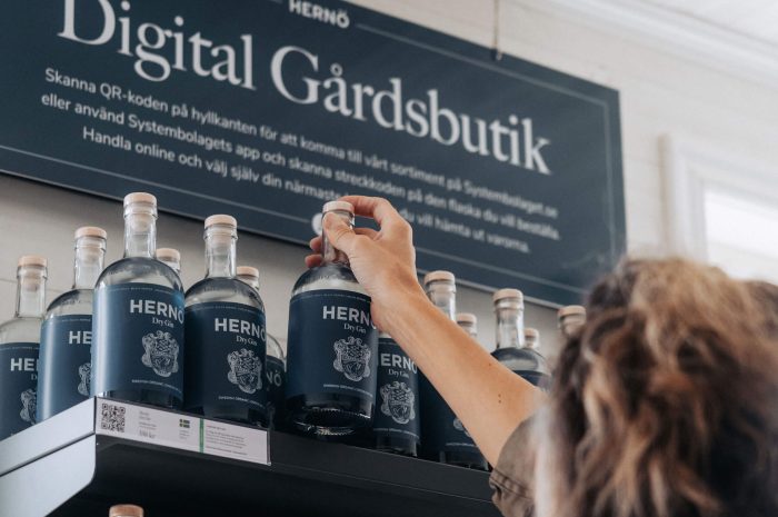 Lämnades utanför gårdsförsäljning – Hernö öppnar digital gårdsbutik